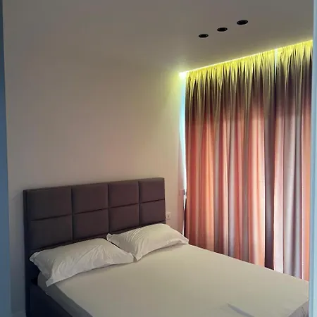 Escape Luxury 1 *